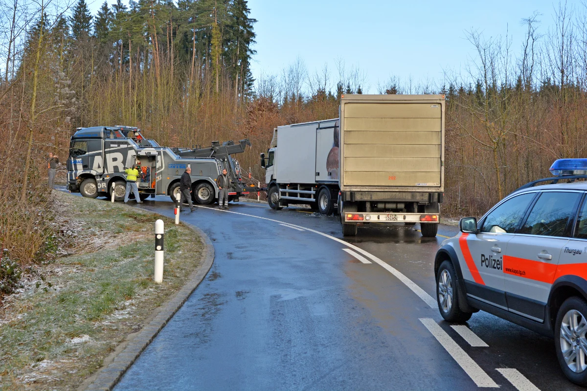 Oberhalb von Müllheim auf vereister Strasse verunglückt