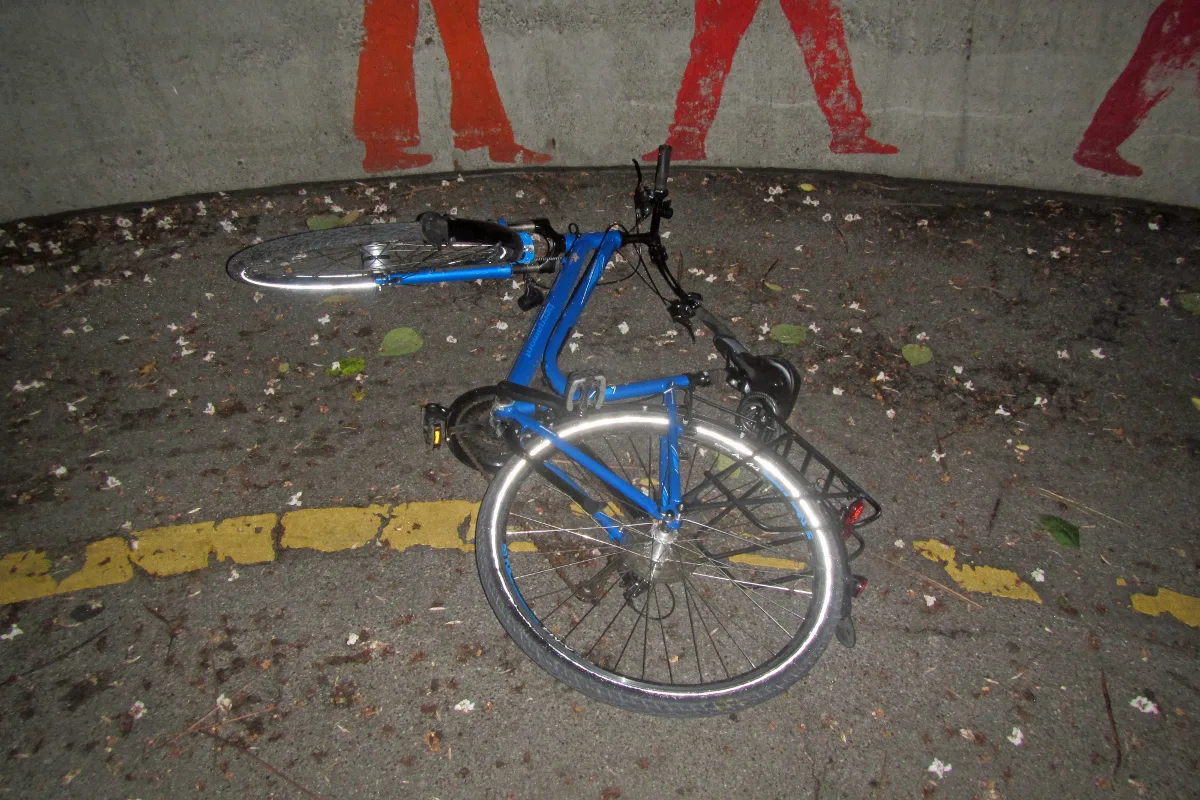 St. Gallen SG - Fahrunfähiger Radfahrer ergreift die Flucht