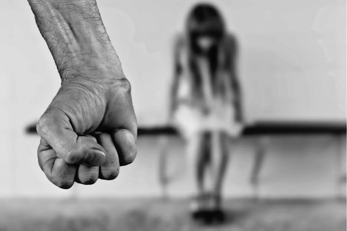 Zürich ZH - Zuhälter wegen brutalem Menschenhandel vor Gericht