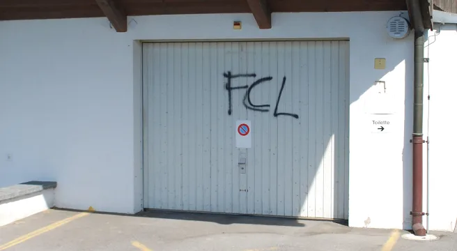 Schmierereien in Aesch