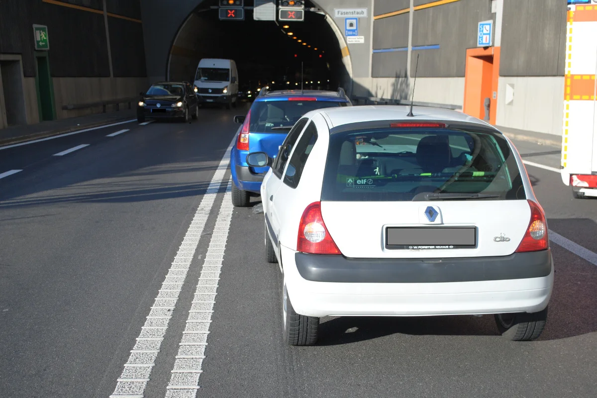 A1 nähe Härkingen: Vier Fahrzeuge in Auffahrkollision verwickelt