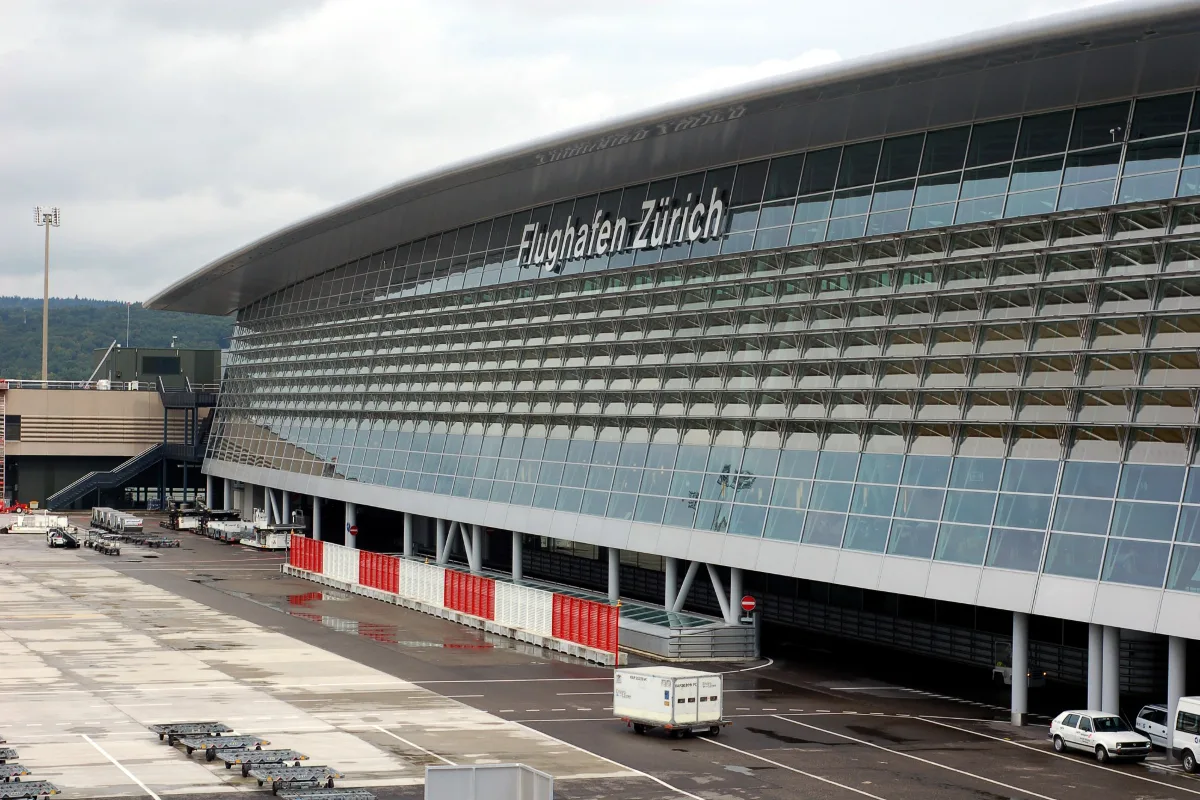 Schwerer Arbeitsunfall im Flughafen Zürich
