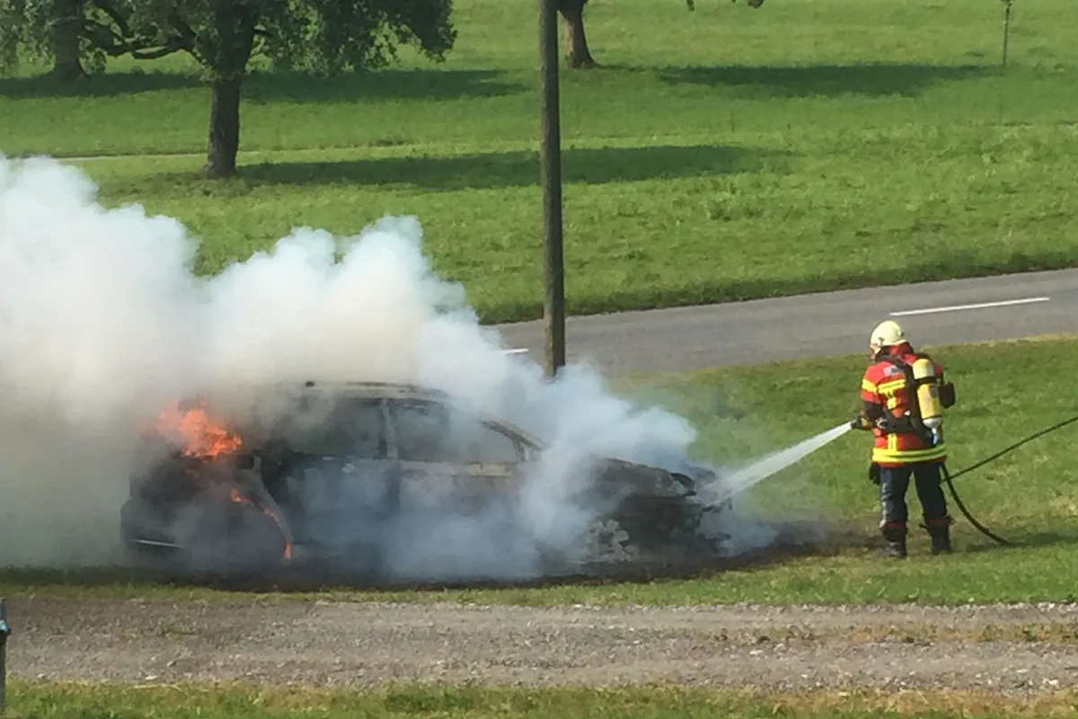 Autobrand in Berg