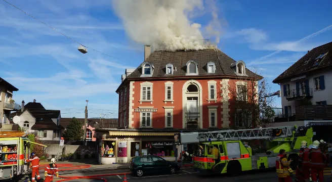 Dachstockbrand in Thalwil