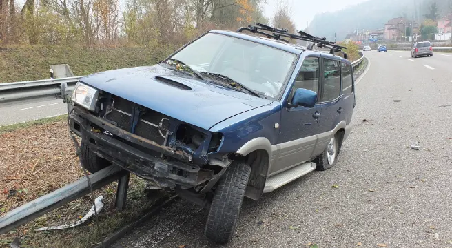 Kleinkind an Bord! Angetrunken auf der A1 bei Rheineck verunfallt