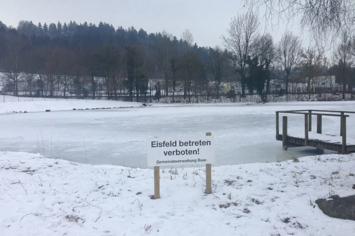 Kanton Zug ZG - Schlittschuhvergnügen auf Natureis nicht möglich