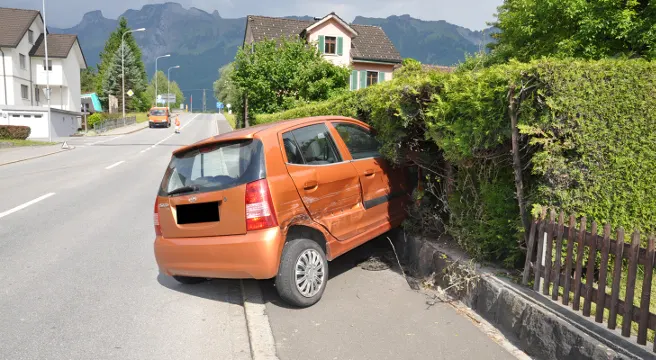 Ruggell: Kollision endet in Gartenhag
