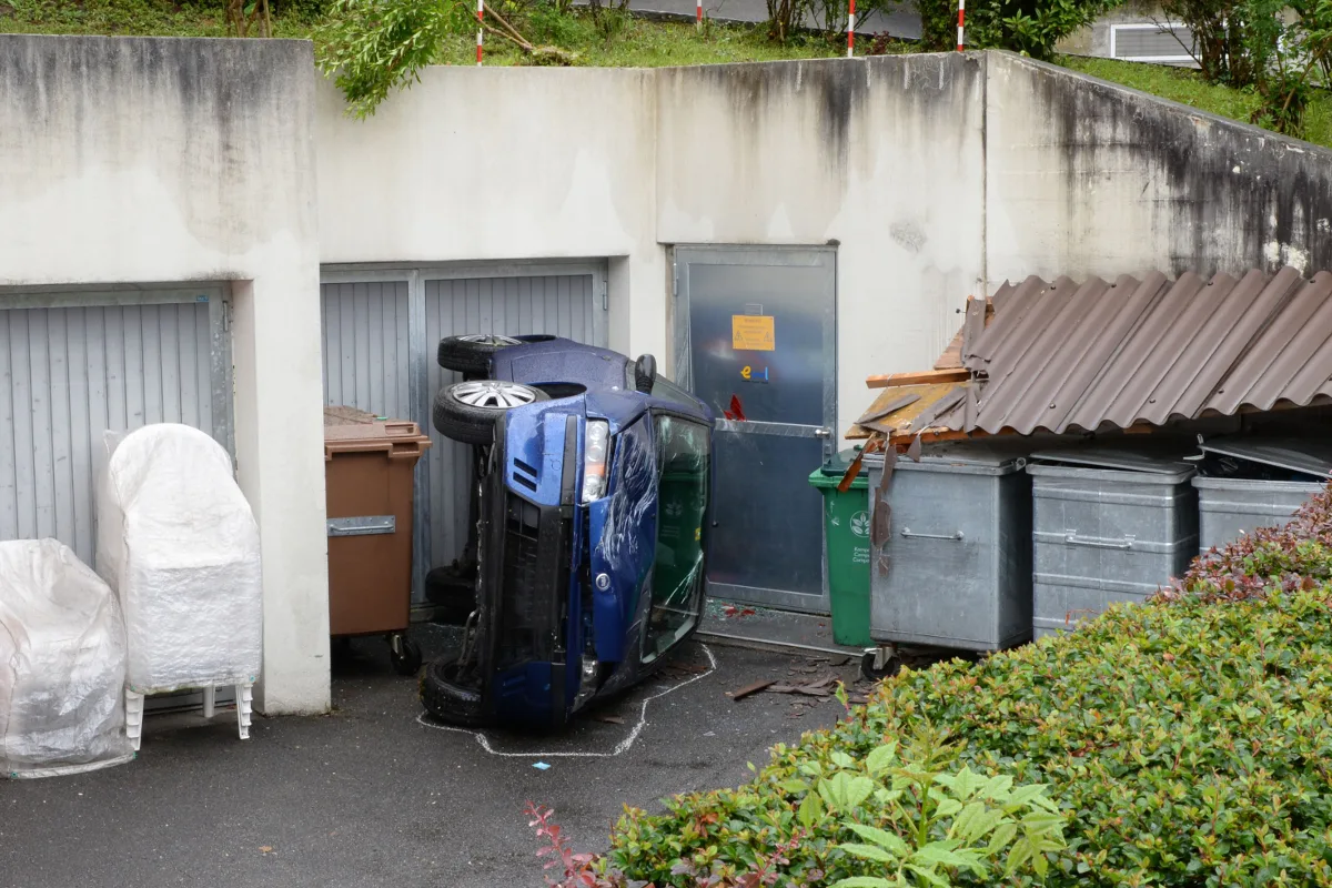 Bei Alleincrash mit Auto in Luzern abgestürzt