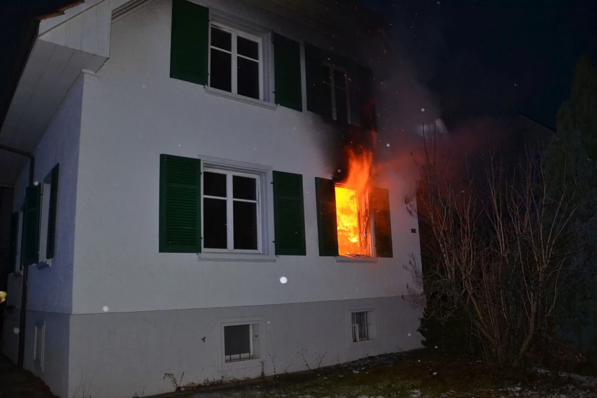 Sissach BL - Brandausbruch in Einfamilienhaus