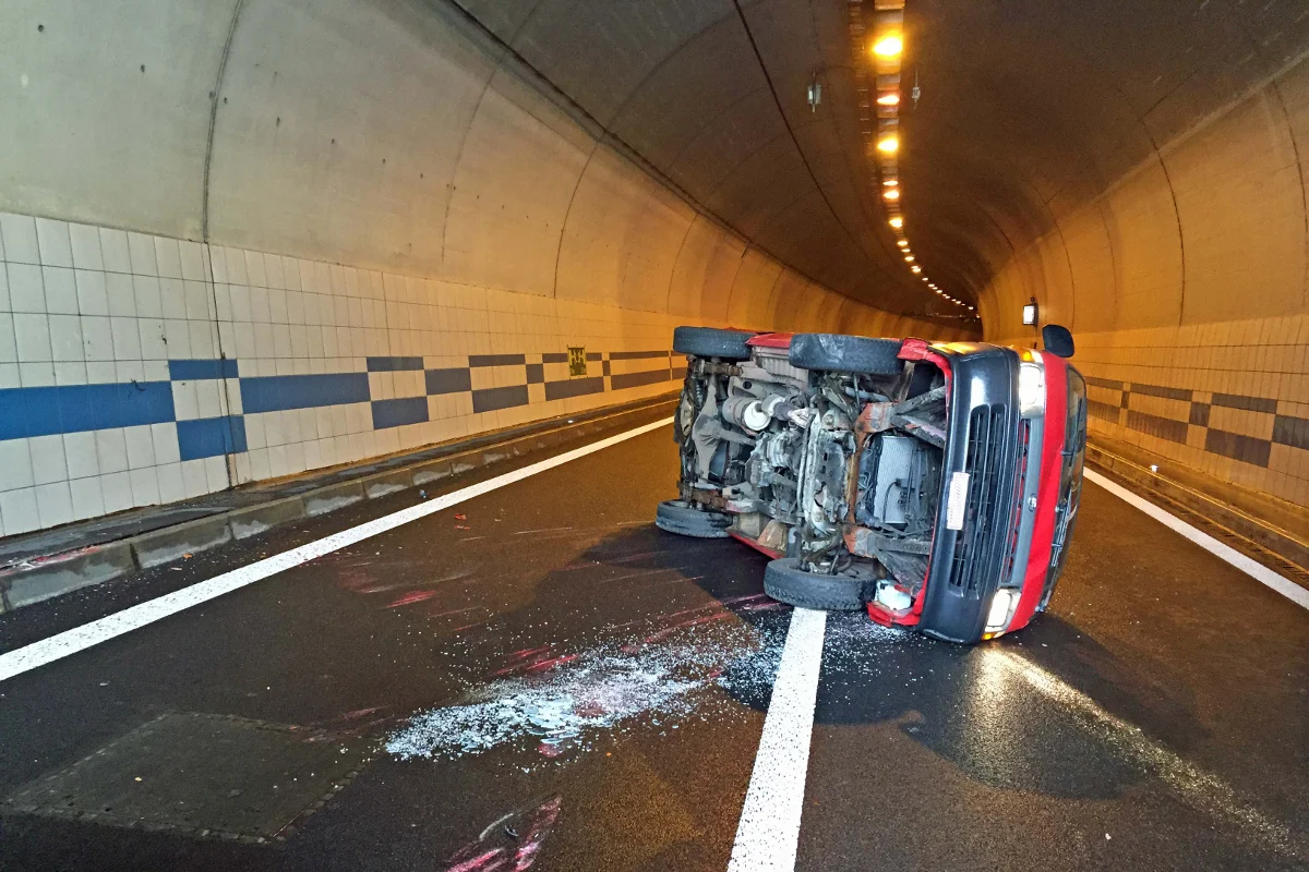 Emmen/Eich: Rückstau nach Selbstunfällen auf der A2