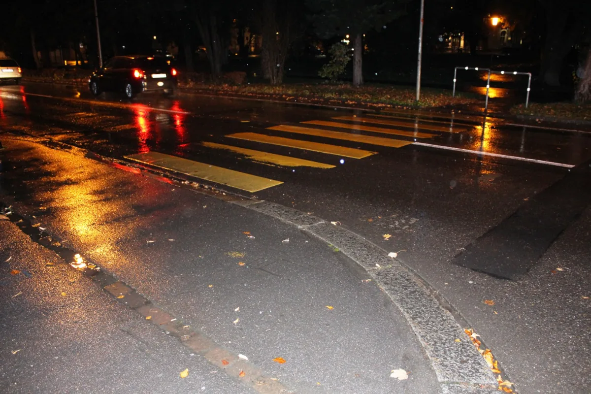 Bei Verkehrsunfall in Glarus schwer verletzt