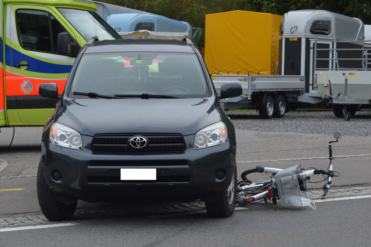 Gais AR - E-Bikerin unbestimmt verletzt