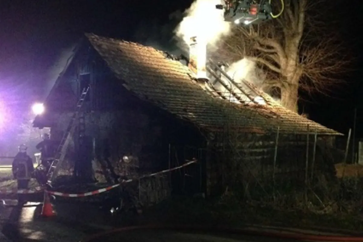 Brand eines Ofenhauses in Alterswil
