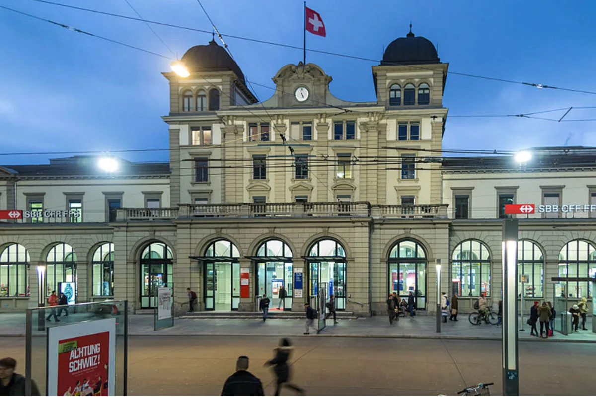 Winterthur ZH - Streitereien beim Bahnhofplatz 