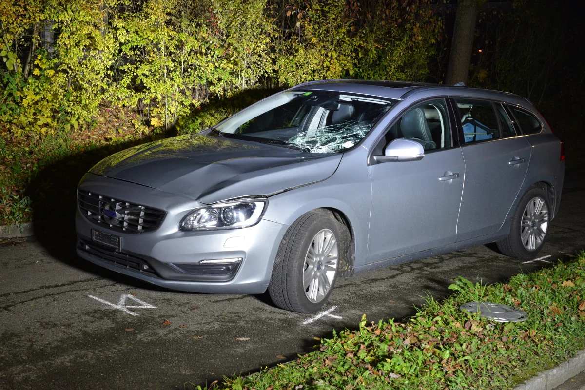Lenzburg AG - Tödlicher Crash auf Fussgängerstreifen