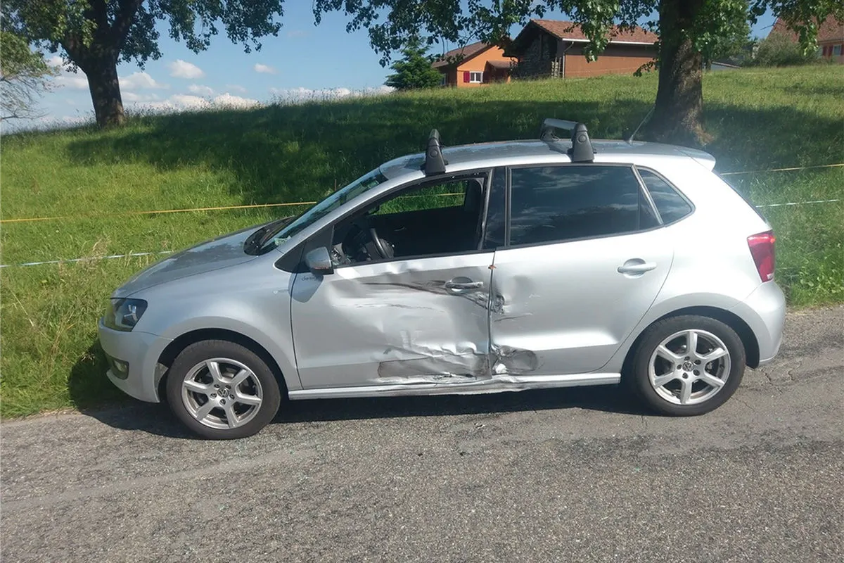 Beinwil AG - Motorradfahrer geriet auf Gegenfahrbahn