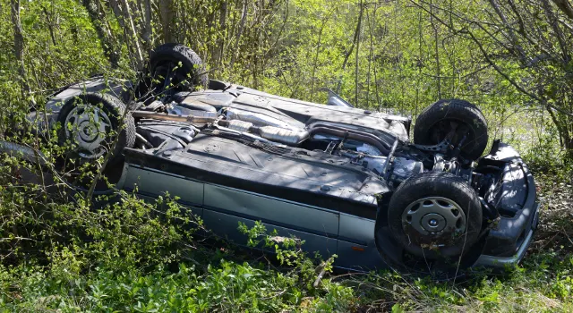 Bei Alleinunfall in Malters auf Autodach stehen geblieben