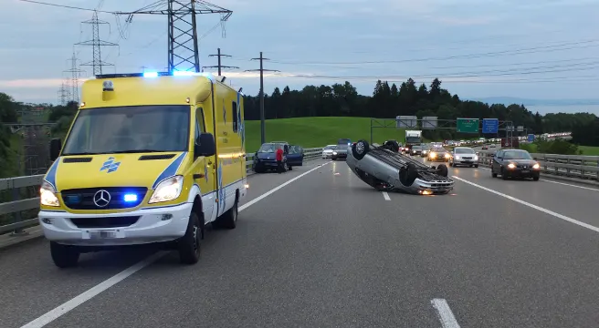 Mörschwil: Auto auf Autobahn überschlagen