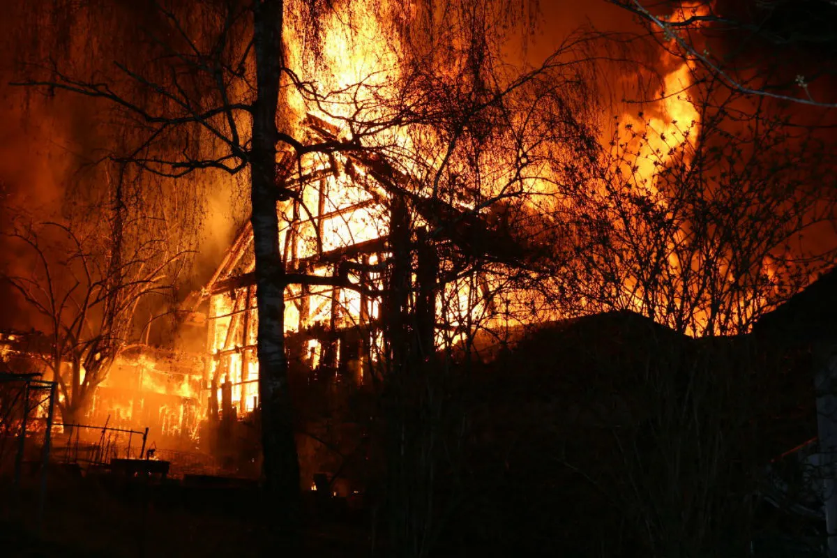 Meilen ZH - Scheunenbrand richtet hohen Sachschaden an