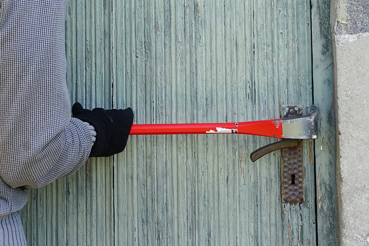 Walenstadt SG - Einbrecher von Bewohnerin überrascht