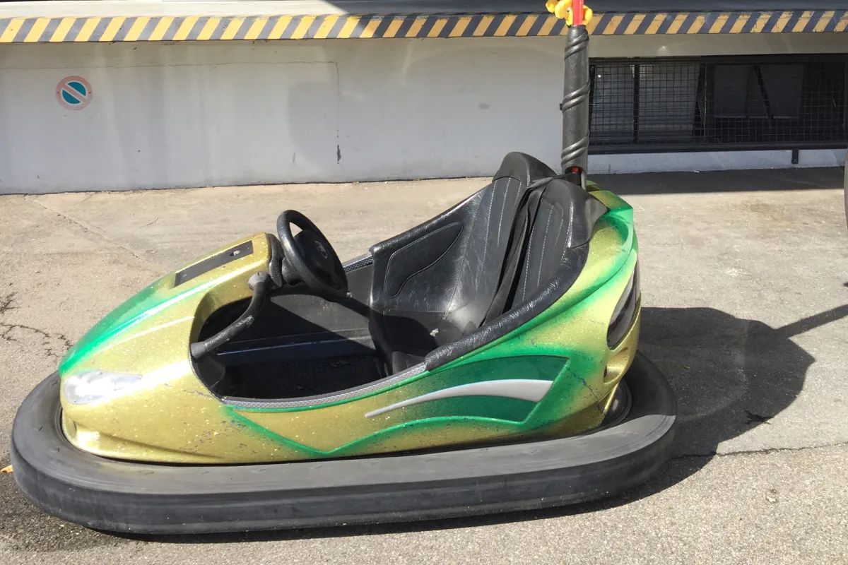 Autoskooter in Bubikon entwendet - Zeugen gesucht