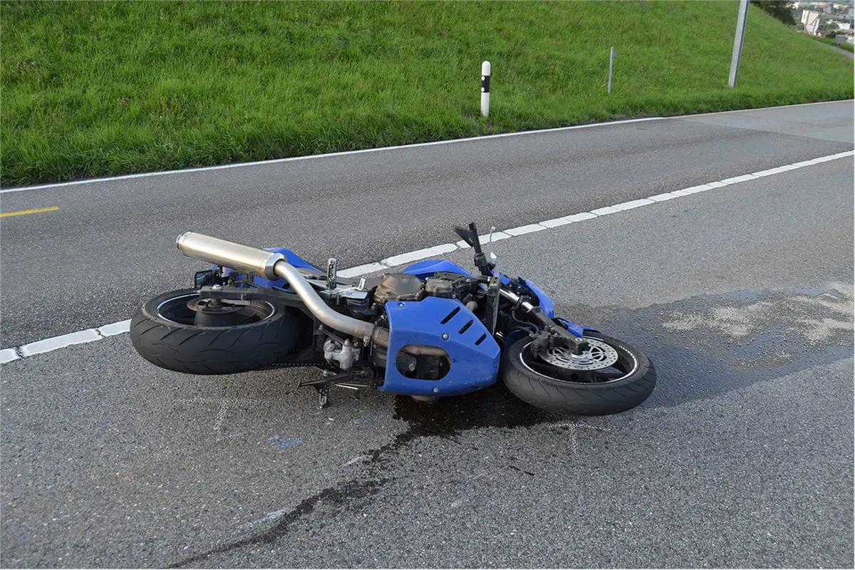 Herisau AR - Motorradfahrer bei Auffahrkollision verletzt
