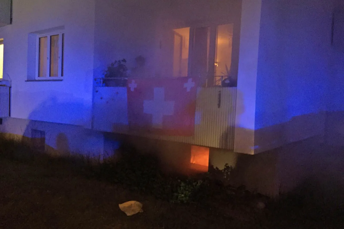 Emmenbrücke LU - Brand in Mehrfamilienhaus: Bewohner evakuiert