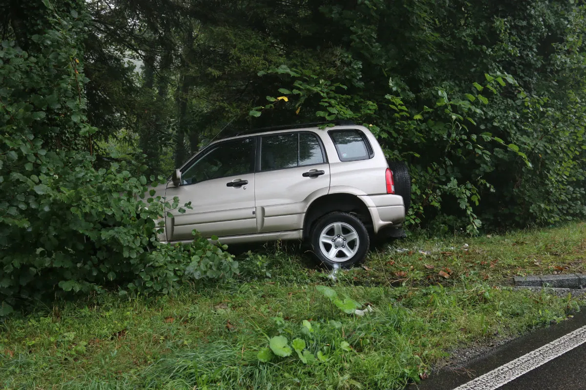 St.Gallen SG - Lenkerin verliert Kontrolle über sein Auto