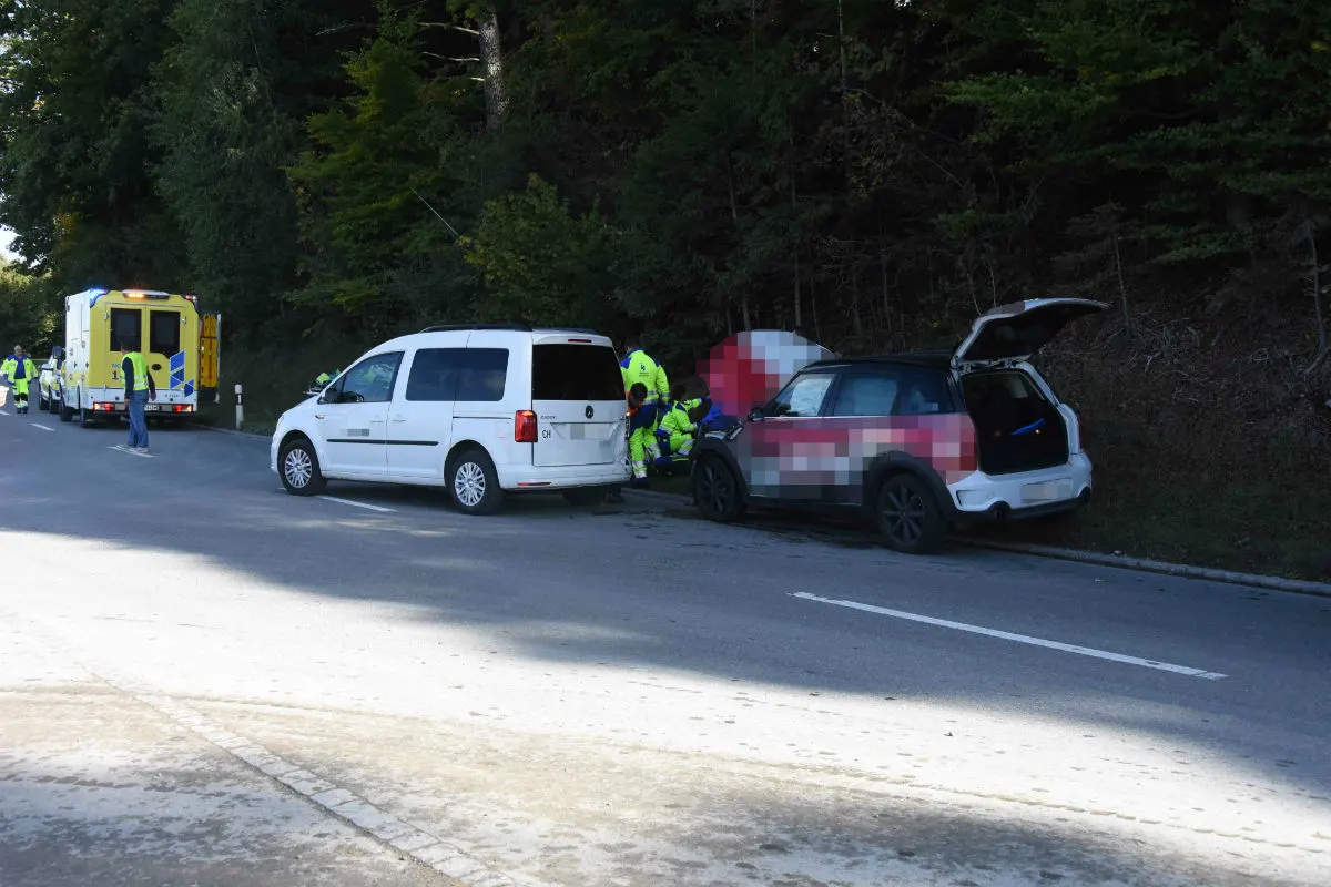 Kirchberg SG - Mehrere Verletzte bei Auffahrkollision 