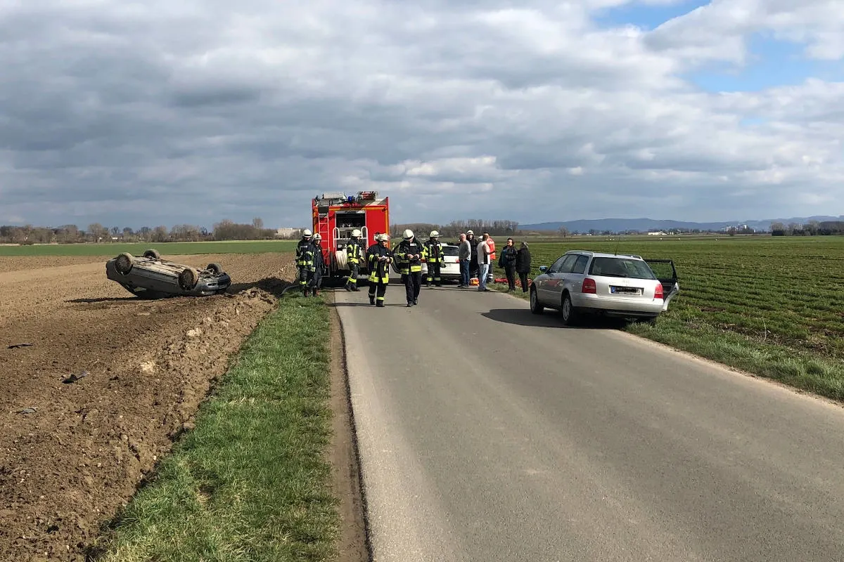 Eich – Autofahrerin nach doppeltem Überschlag schwer verletzt