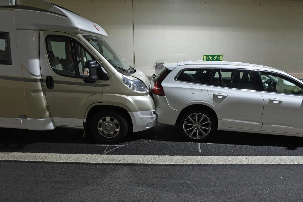 A2 Horw LU – Kollision von fünf Fahrzeugen auf der Autobahn führt zu Rückstau