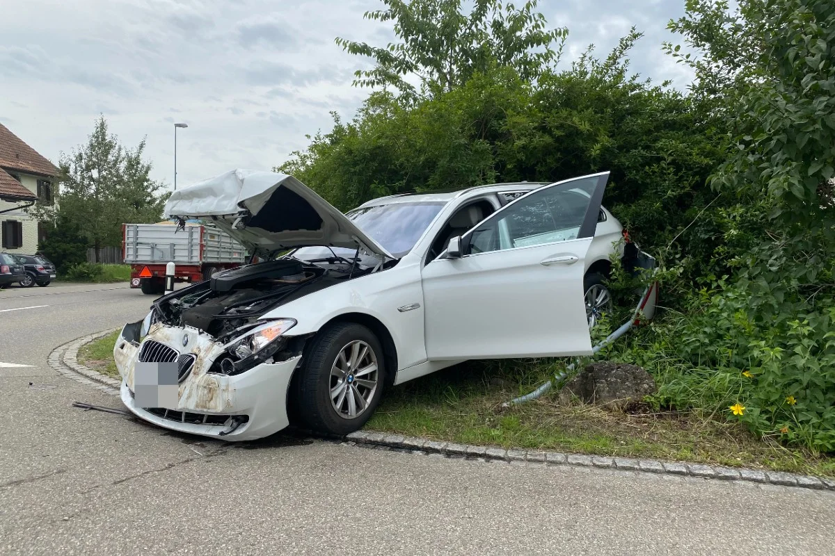 Oberwil-Lieli AG - Walze rutschte weg - grosser Sachschaden