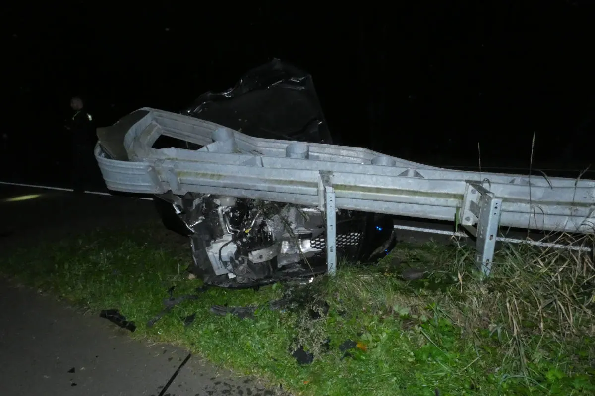 B214 Celle – Schwerer Verkehrsunfall mit einer schwer verletzten Person