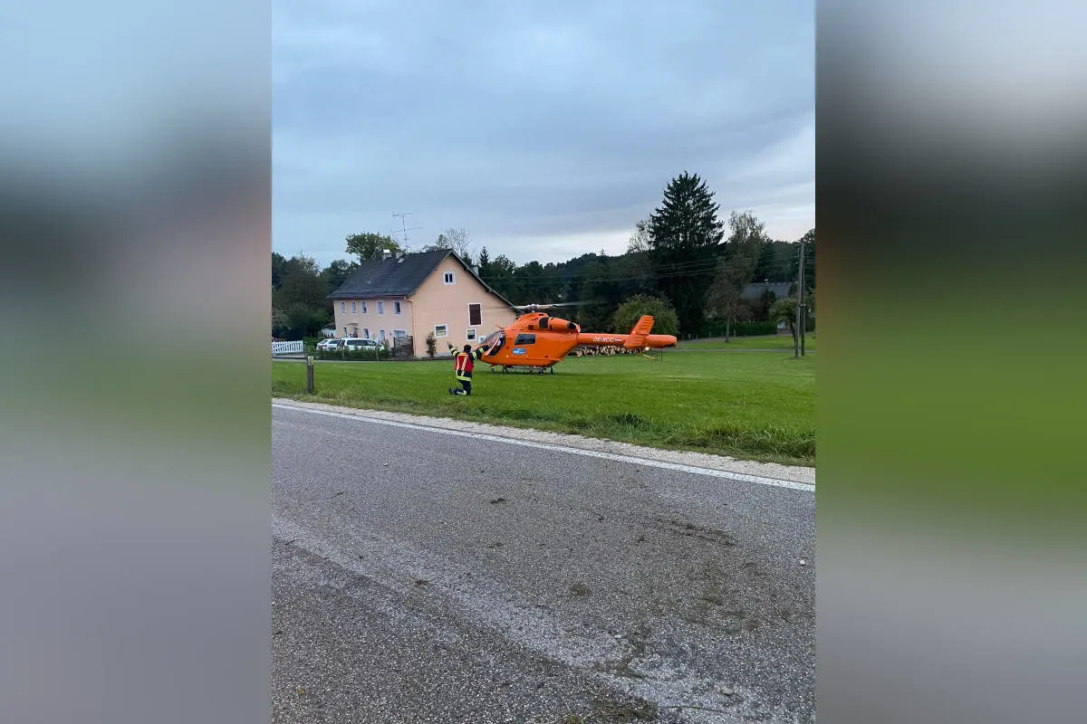 Bezirk Vöcklabruck – Auto überschlug sich in Garten