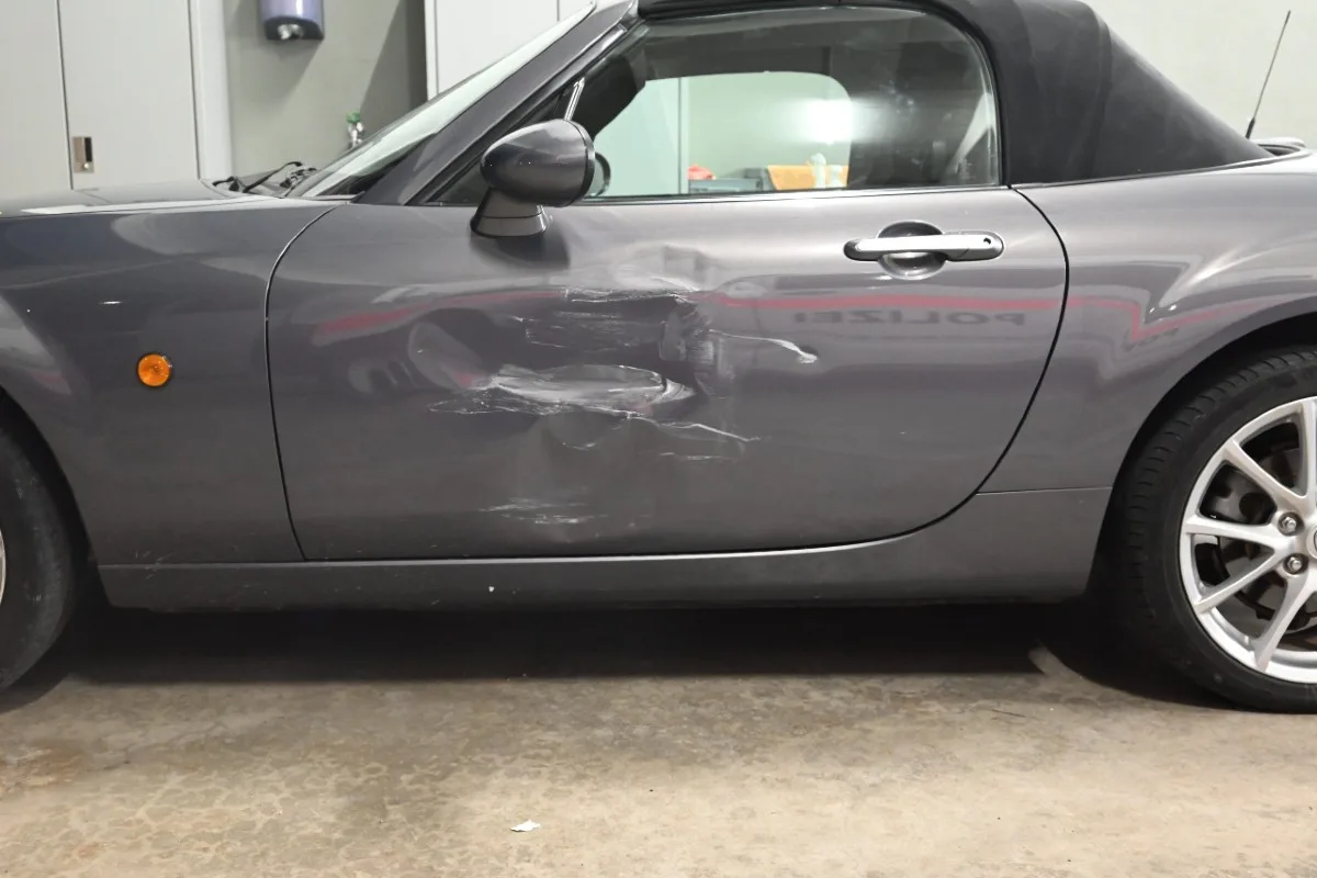 Züberwangen SG - Unfall zwischen zwei Autos – ein Autofahrer alkoholisiert