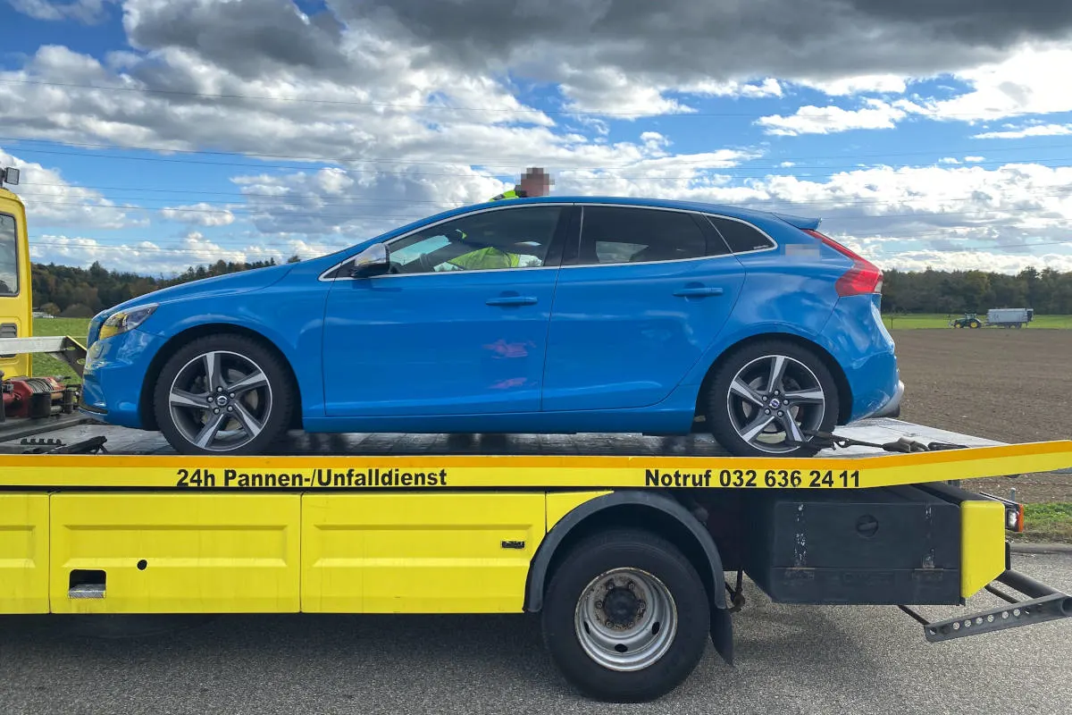 A1 Wiedlisbach BE – Auffahrkollision mit drei beteiligten Fahrzeugen – drei Personen verletzt
