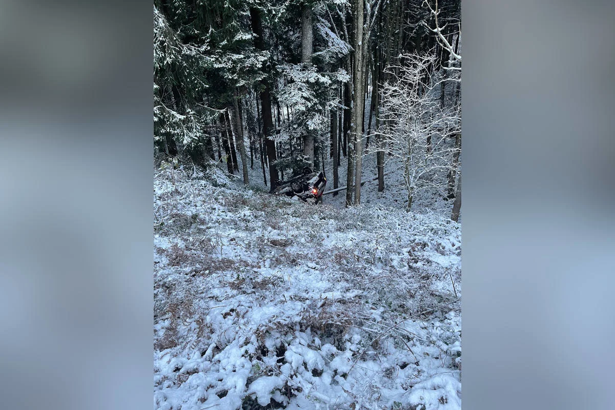 Schwellbrunn AR – Selbstunfall mit Anhänger