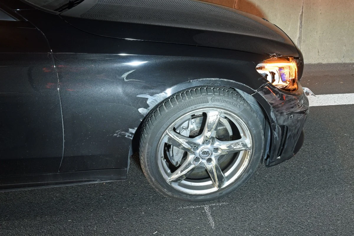 Emmenbrücke LU - Kollision zwischen Lieferwagen und Auto