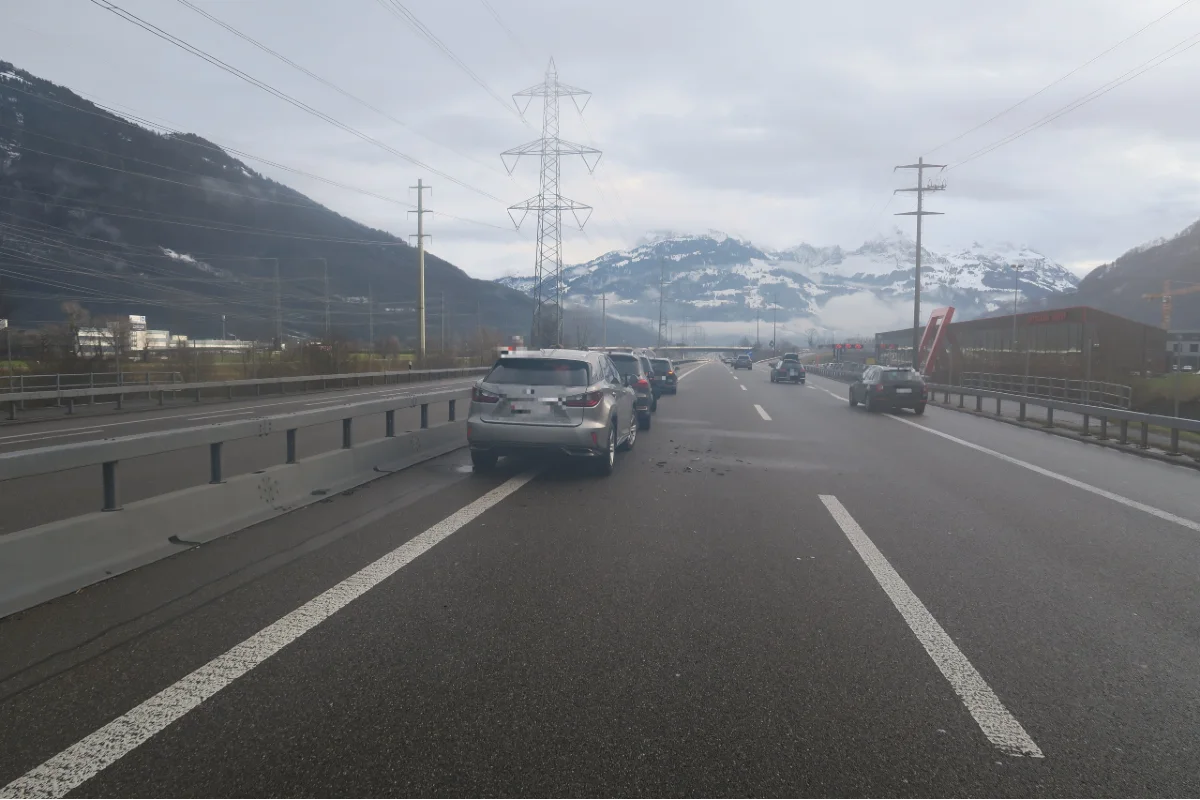 Bilten GL - Auffahrunfall auf der A3