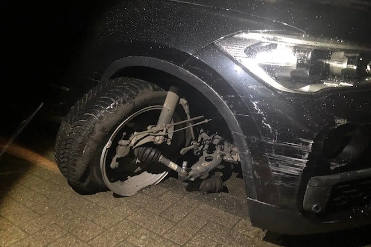 Hatzenbühl – Totalschaden an zwei PKW nach Unfall