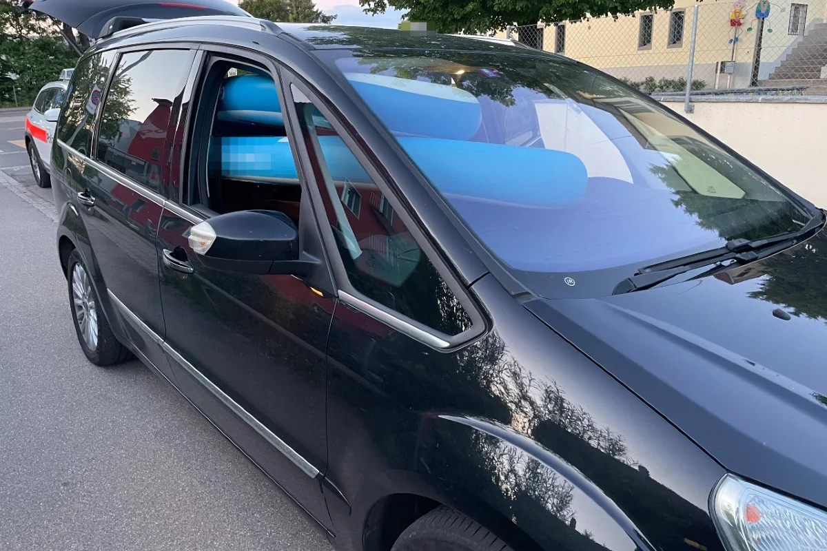 Bottighofen TG - "Stand un Paddles" so im Auto sind keine gute Lösung