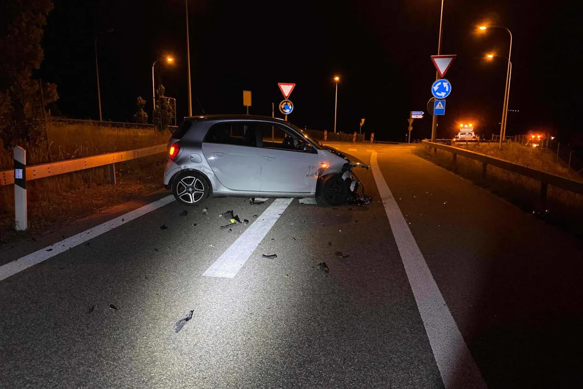Grenchen SO – Autolenkerin kollidiert mit mehreren Fahrzeugen