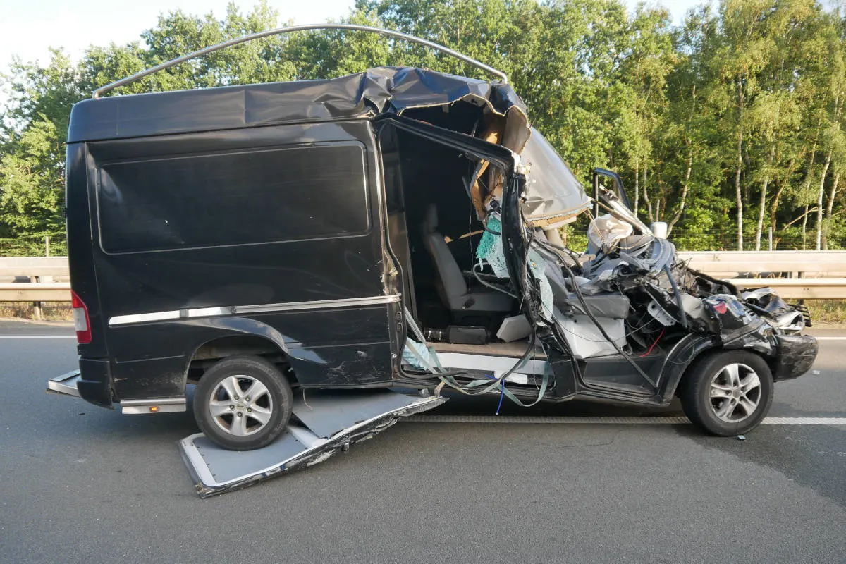 Hollenstedt – 20-Jähriger bei Unfall auf der Hansalinie verletzt