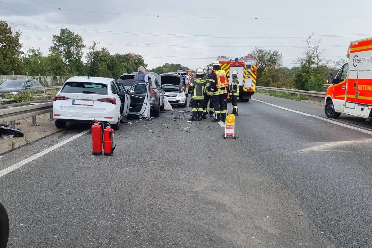 A1 Werne – Schwerer Unfall mit 6 beteiligten Fahrzeugen auf der Autobahn