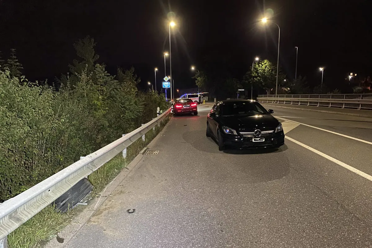 Reinach AG – Junglenker verunfallt beim Beschleunigen aus einem Kreisel