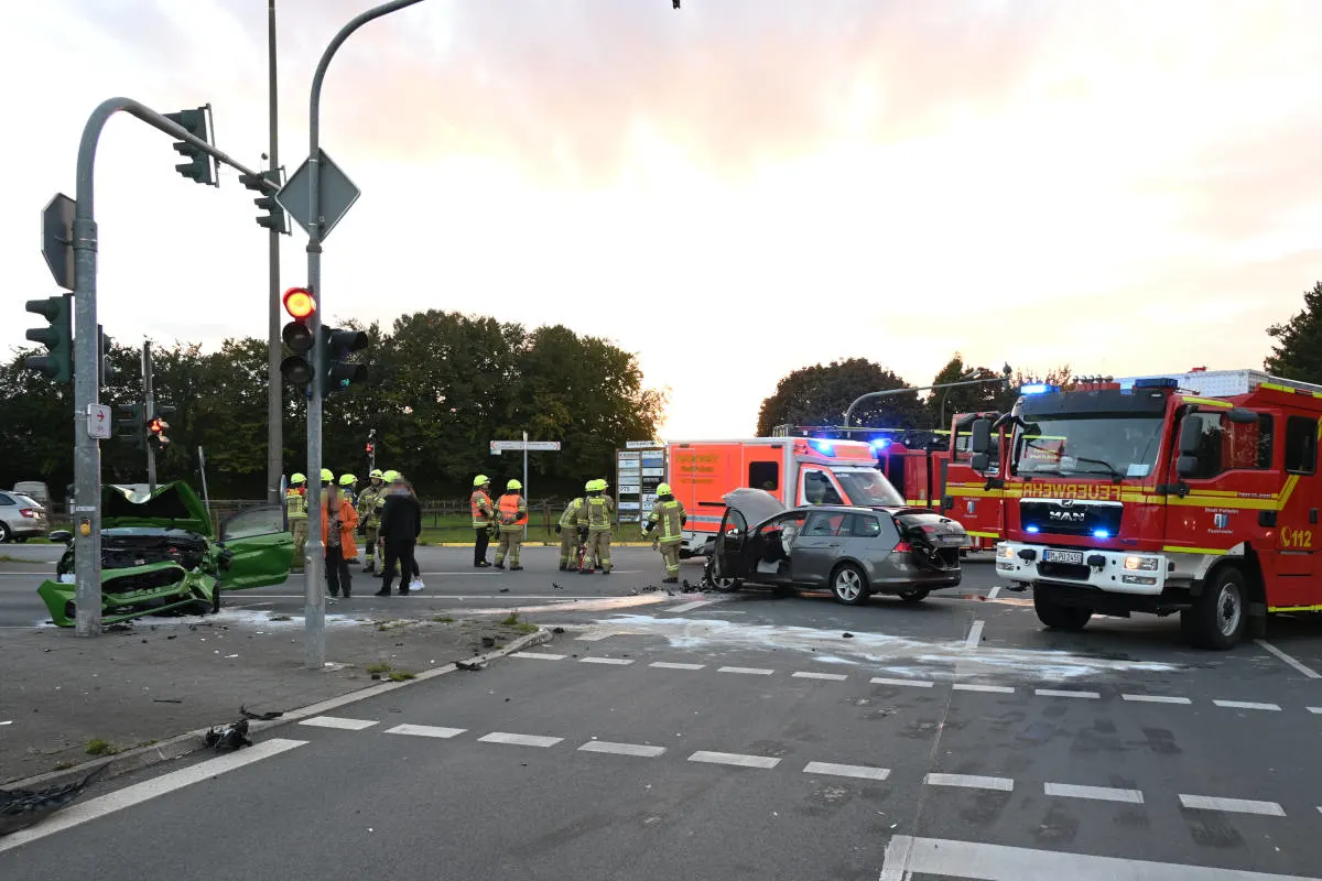Pulheim – Verkehrsunfall in Pulheim-Brauweiler mit zwei Verletzten