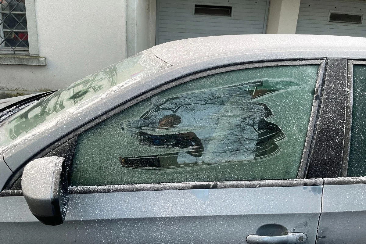 Kanton Luzern - Bitte reinigen Sie die Autoscheiben vor der Abfahrt!