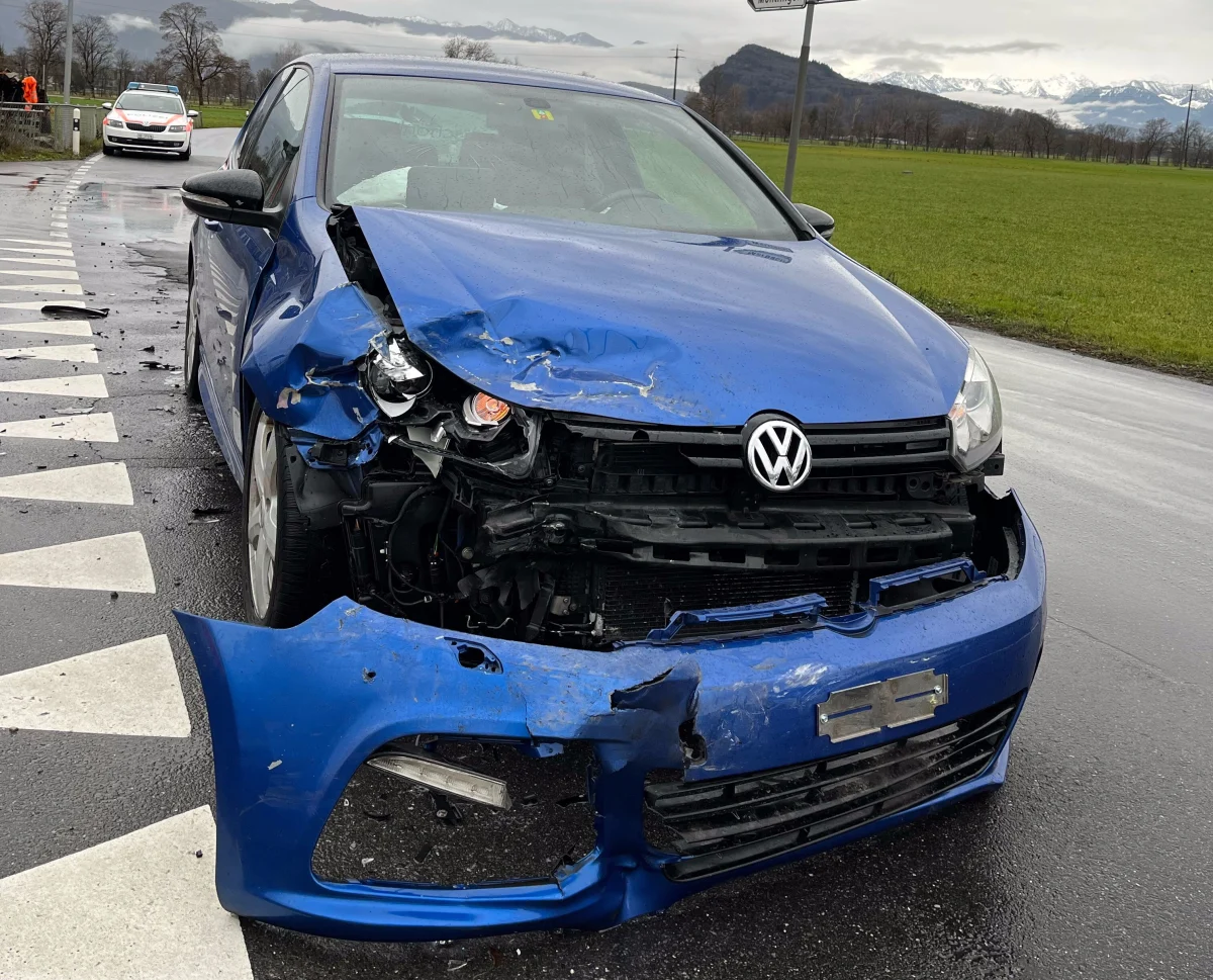 Kriessern SG – Unfall beim Linksabbiegen