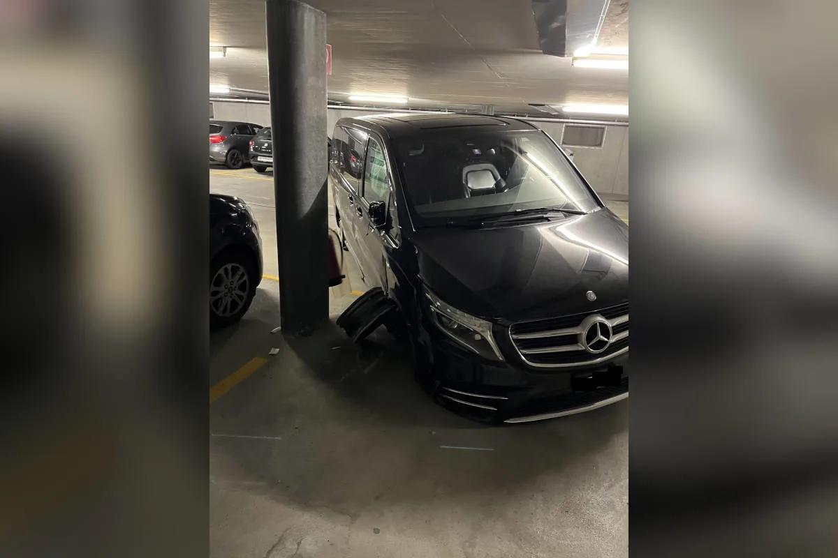 A22 Liestal  BL – Schwarzer Mercedes kracht in Tunnelwand und fährt dann weiter
