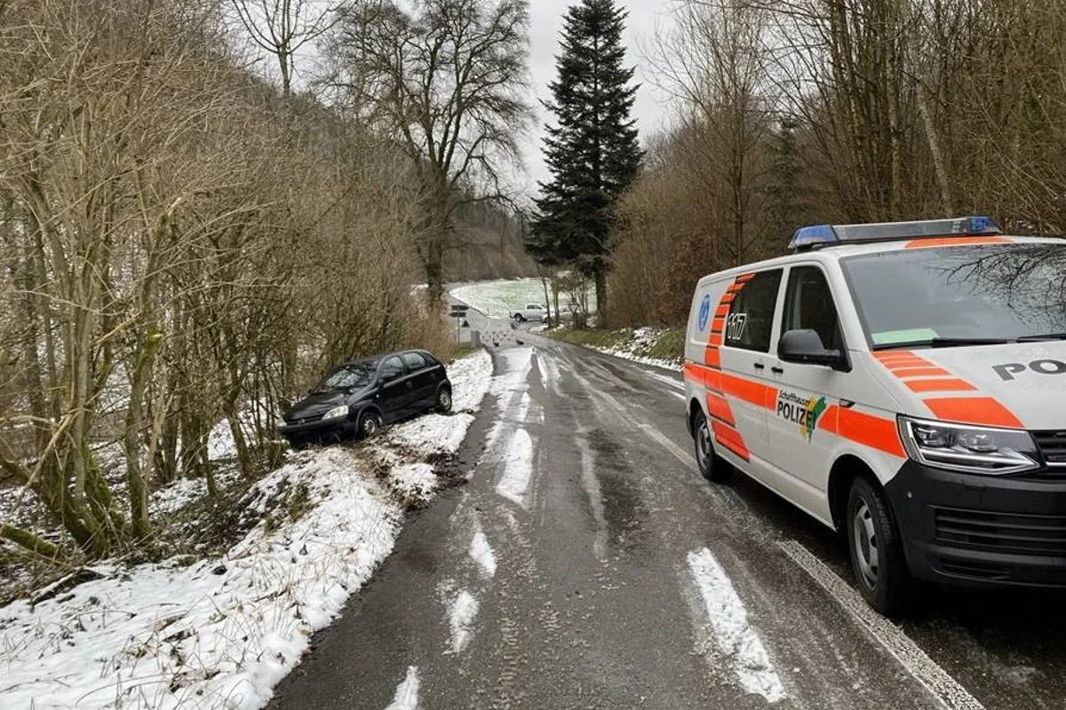 Stetten SH -  Fahrverbot missachtet und Alleinunfall verursacht